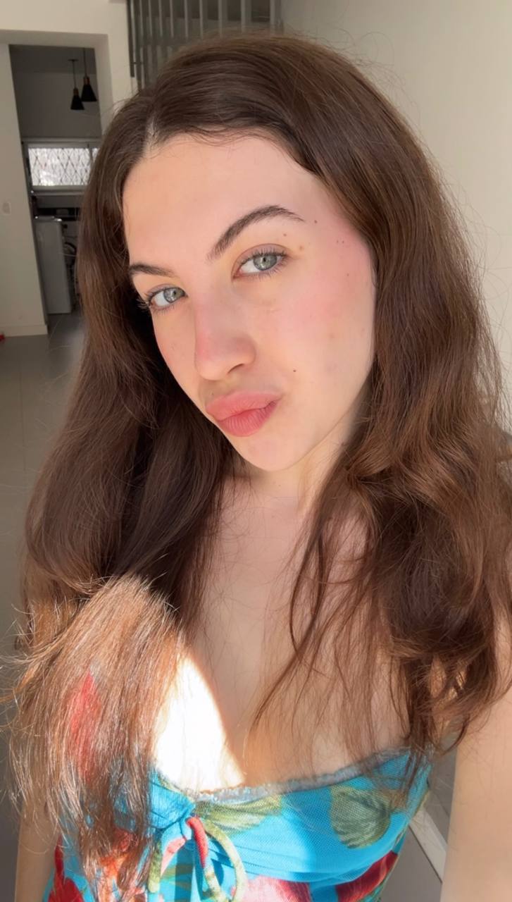 Nude girl Amber in Islamabad