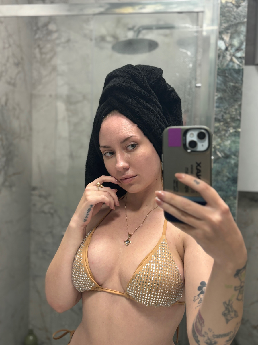 Nude girl KateV in Islamabad